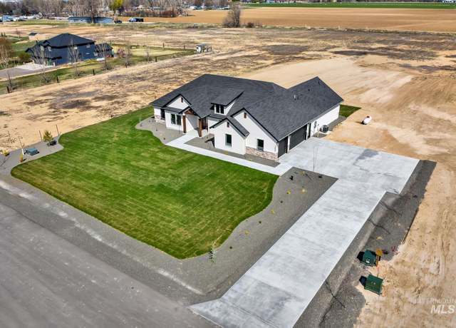 Property at 18692 Tranquil Pl, Caldwell, ID 83607, 4 beds, 3 baths