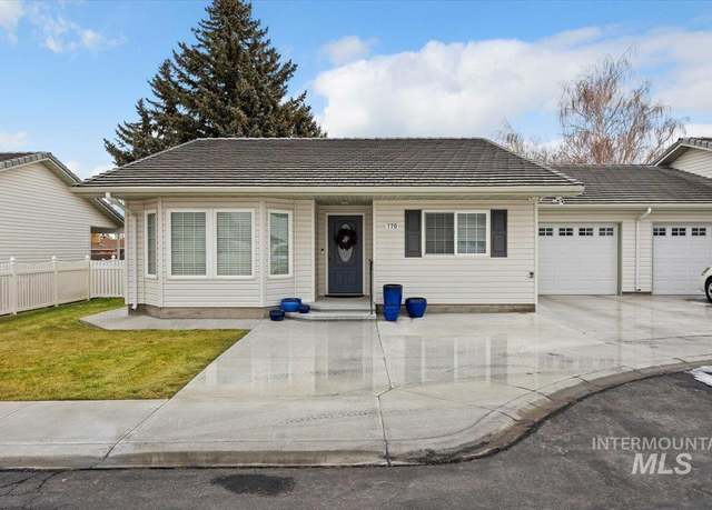 Property at 170 Toner Dr, Paul, ID 83347, 2 beds, 2 baths