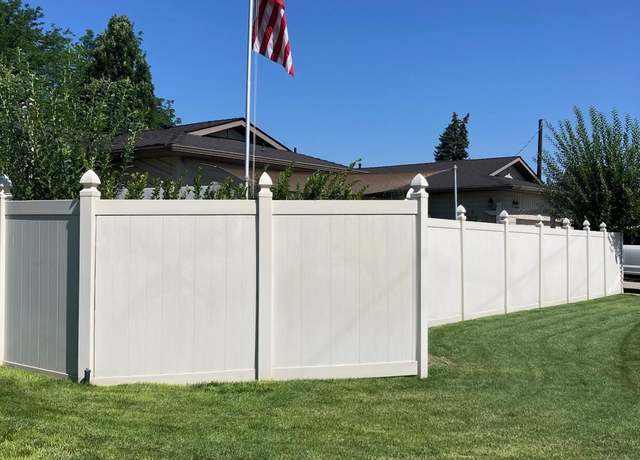 Property at 585 S Park Blvd, Ontario, OR 97914, 3 beds, 2 baths