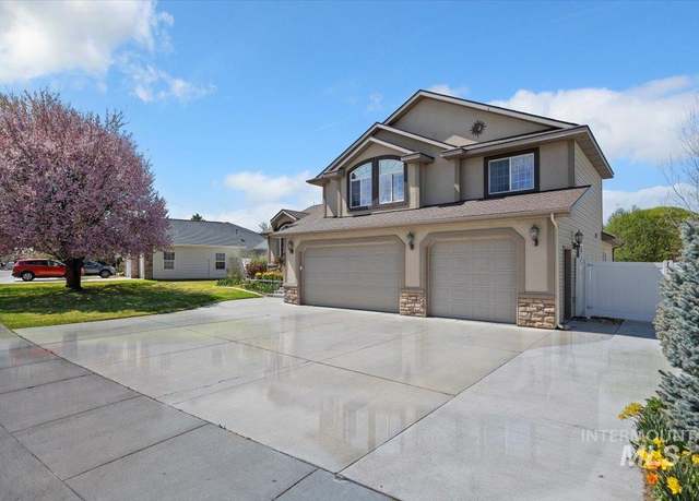 Property at 729 Morning Sun, Twin Falls, ID 83301, 6 beds, 3.5 baths