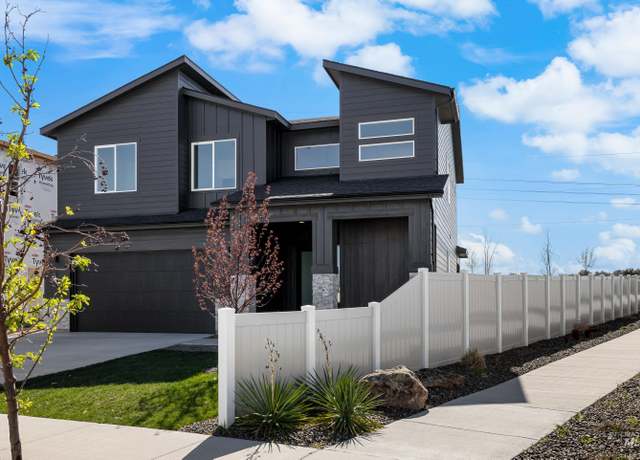 Property at 8113 Granite Rdg, Boise, ID 83716, 4 beds, 3 baths