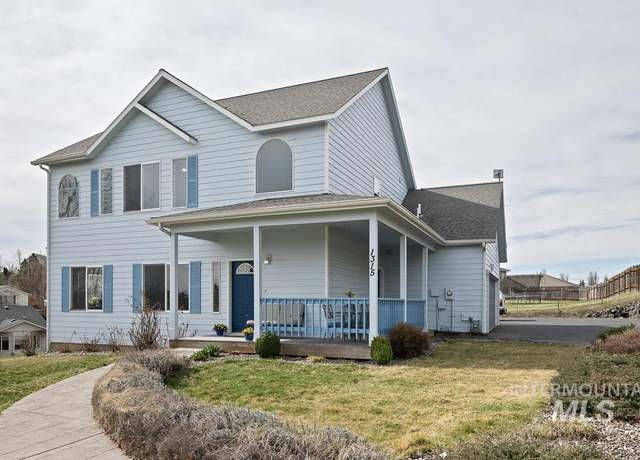 Property at 1315 Franklin Rd, Moscow, ID 83843, 3 beds, 3 baths