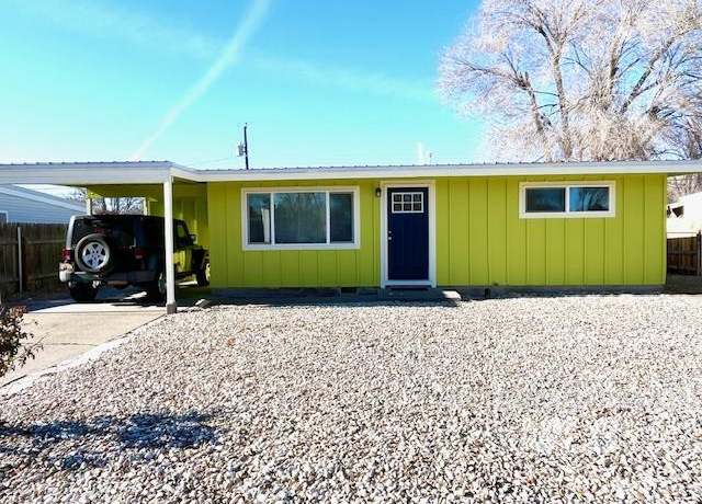 Property at 860 S 12th E, Mountain Home, ID 83647, 2 beds, 1 bath