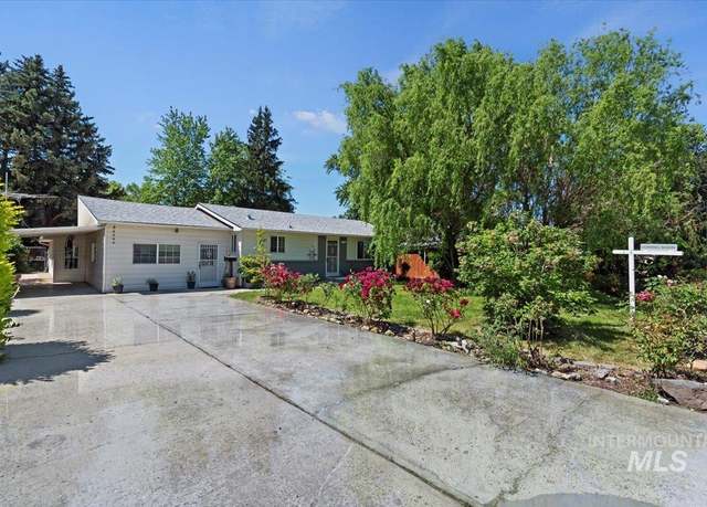 Property at 425 W Pine Ave, Meridian, ID 83642-2132, 3 beds, 2 baths