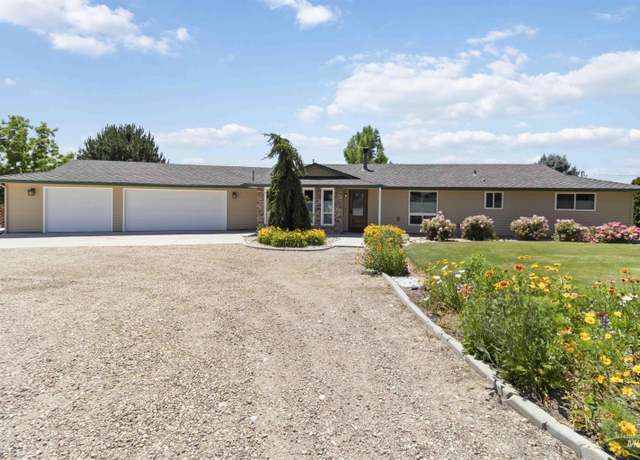 Property at 33 S Pit Ln, Nampa, ID 83687, 4 beds, 3.5 baths