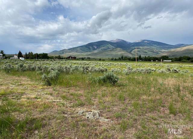 Property at 1975 S Elba Almo Rd, Elba, ID 83342-0000