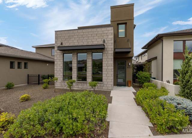 Property at 4417 E Rivernest Dr, Boise, ID 83716, 3 beds, 2.5 baths