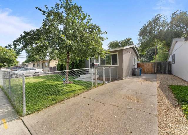 Property at 310 N 4th West, Mountain Home, ID 83647-2544, 3 beds, 1 bath