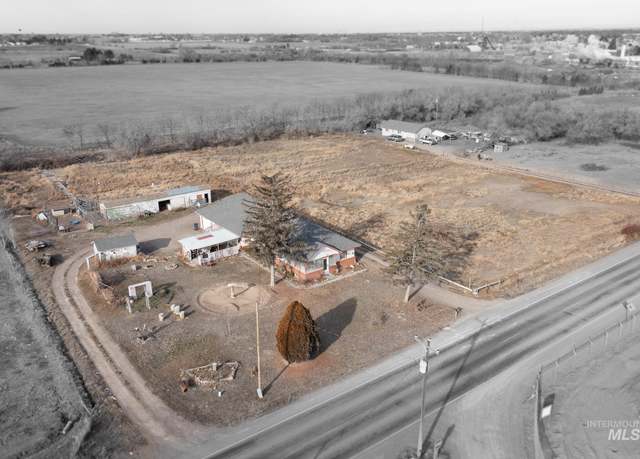 Property at 3651 N 3100 E, Twin Falls, ID 83301, 3 beds, 2 baths