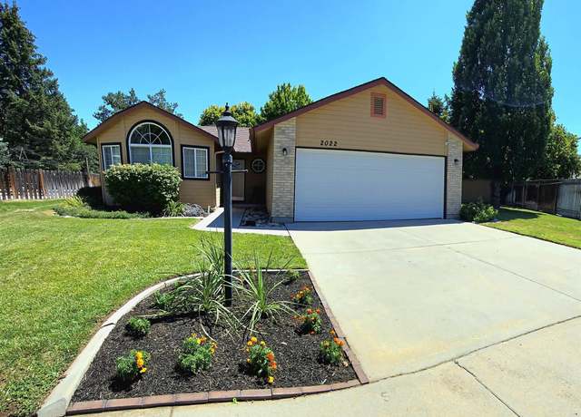 Property at 2022 N Wingate, Meridian, ID 83646, 3 beds, 2 baths
