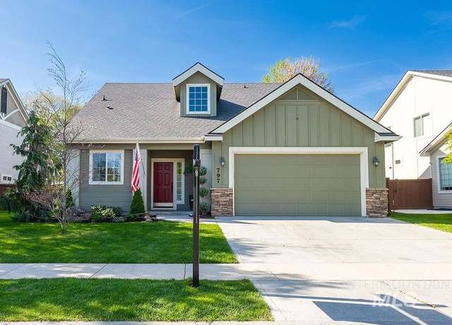 Property at 797 E Washakie St, Meridian, ID 83646, 4 beds, 2.5 baths