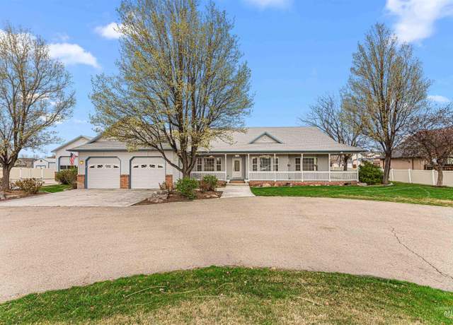 Property at 2186 W Mcmillan Rd, Meridian, ID 83646, 3 beds, 2.5 baths
