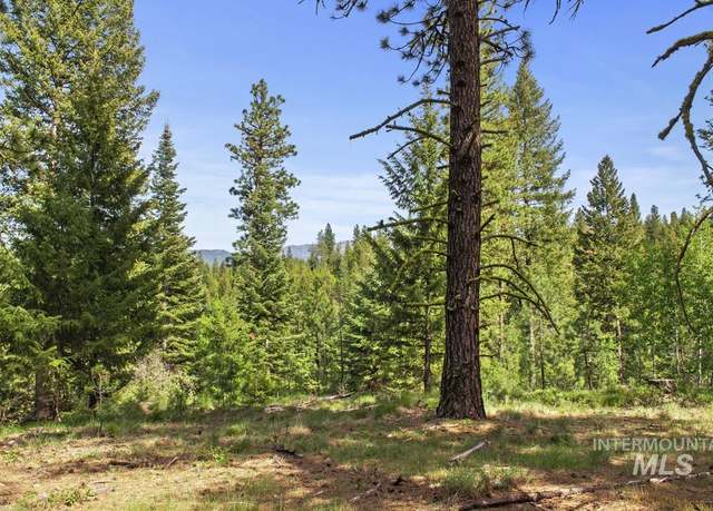 Property at 236 4th St, Cascade, ID 83611
