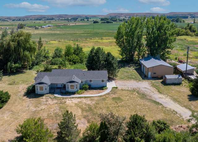Property at 9451 W Highway 52, Emmett, ID 83617, 3 beds, 2 baths