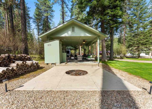 Property at 115 Bunch Dr, Garden Valley, ID 83622, 3 beds, 2 baths