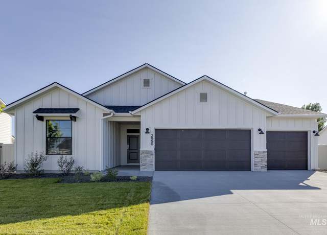 Property at 2990 N Star Garnet Way, Kuna, ID 83634, 4 beds, 2 baths