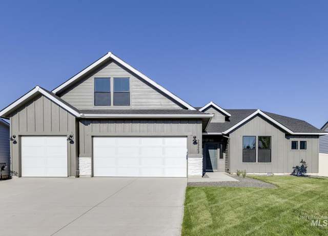 Property at 2323 N Carly Ave, Star, ID 83669, 4 beds, 2 baths