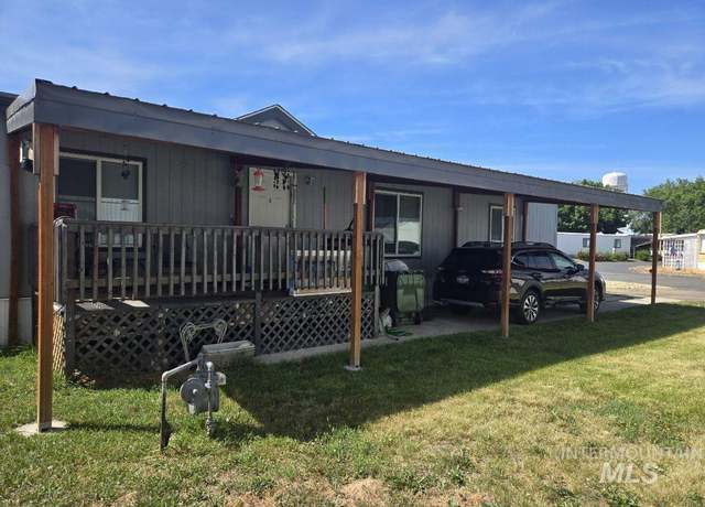 Property at 100 NW 16th St #16, Fruitland, ID 83619, 3 beds, 2 baths