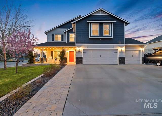Property at 1430 NE Quigley St, Mountain Home, ID 83647-6451, 5 beds, 3 baths