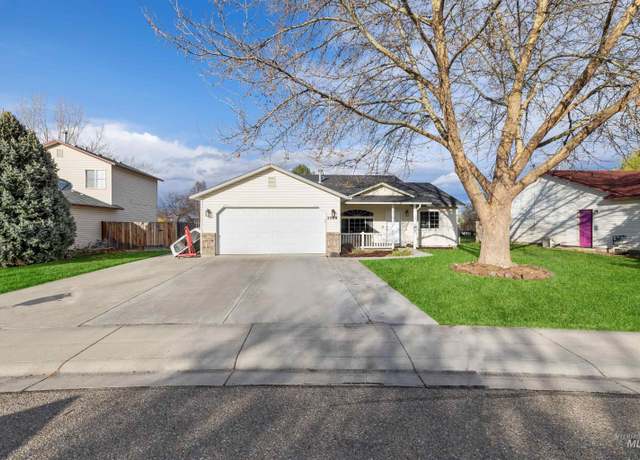 Property at 2908 E Sandgate Ave, Nampa, ID 83686, 4 beds, 2 baths