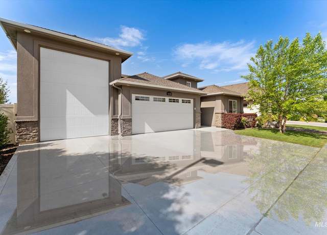 Property at 12300 W Arabian Dr, Boise, ID 83709, 3 beds, 2 baths