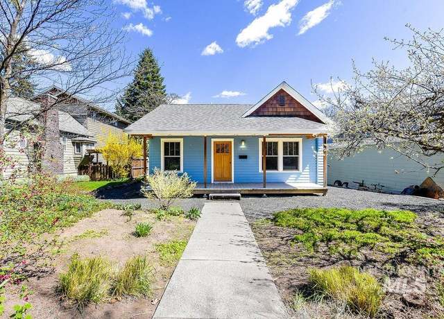 Property at 512 N Lincoln St, Moscow, ID 83843, 3 beds, 2 baths