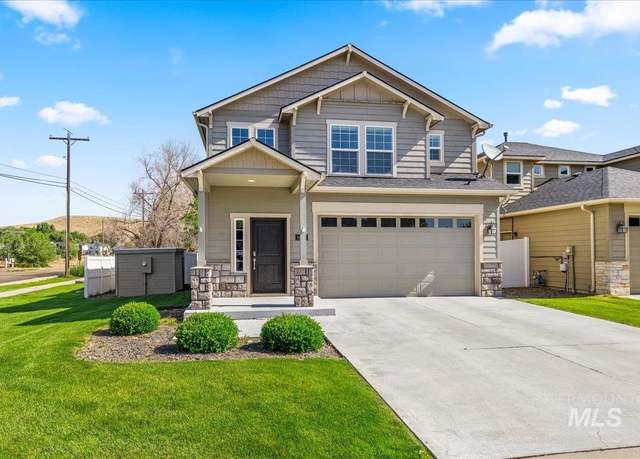 Property at 8688 W Utahna, Boise, ID 83714, 3 beds, 2.5 baths