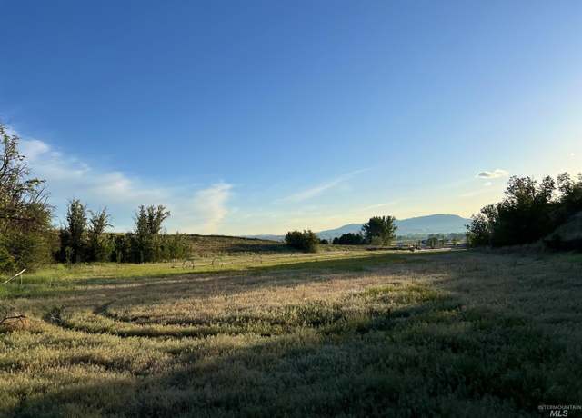 Property at LOT 1 Patriot Ln, Emmett, ID 83617