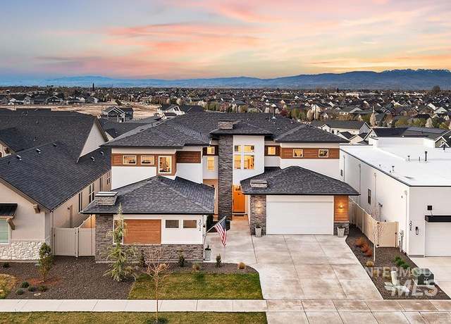 Property at 3012 E Parulo Dr, Meridian, ID 83642, 4 beds, 3.5 baths