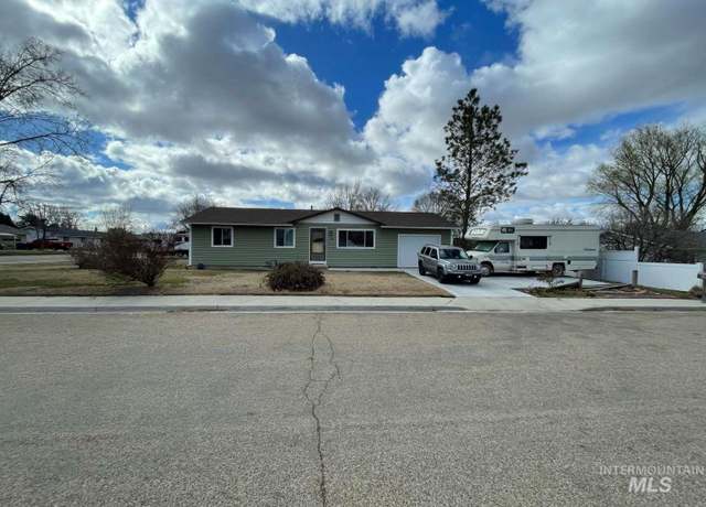 Property at 1318 E Beech St, Caldwell, ID 83605, 3 beds, 1 bath