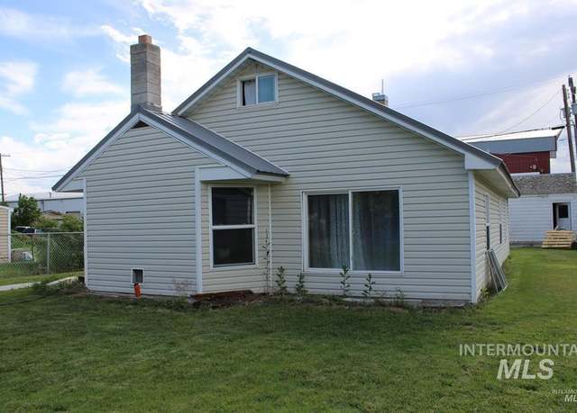 Property at 618 Albion Ave, Burley, ID 83318, 4 beds, 1 bath