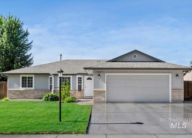 Property at 13423 W Persimmon, Boise, ID 83713, 3 beds, 2 baths