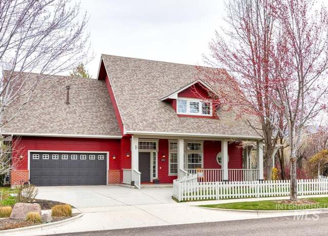 Property at 5218 W Hidden Springs Dr, Boise, ID 83714, 3 beds, 2 baths