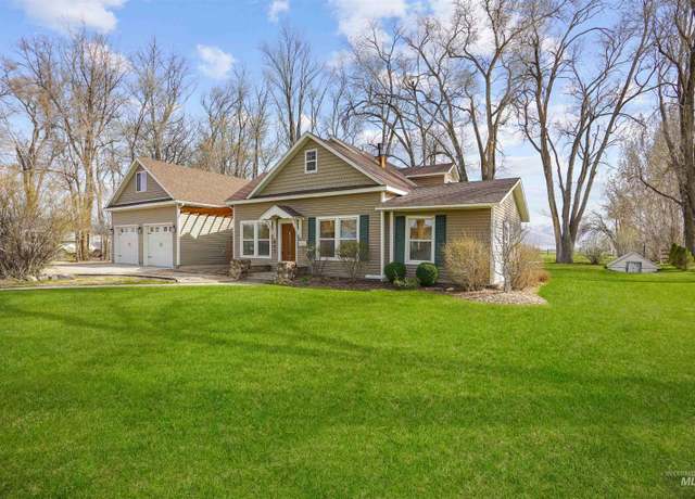 Property at 653 E 200 S, Burley, ID 83318, 4 beds, 3 baths
