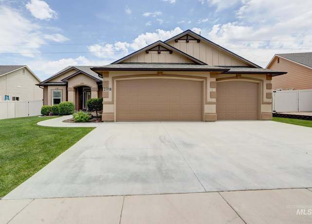 Property at 2018 S Sandcrest Loop, Nampa, ID 83686, 3 beds, 2 baths