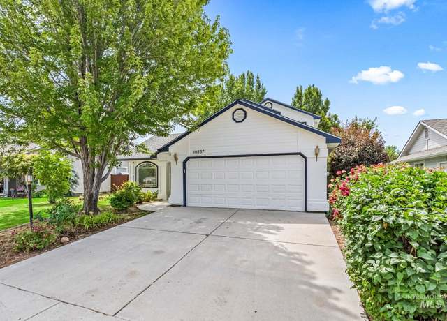 Property at 10837 W Hazelwood Dr, Star, ID 83669, 3 beds, 2 baths