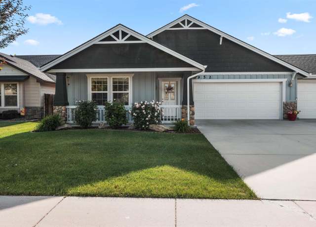 Property at 952 S Library Ave, Kuna, ID 83634, 3 beds, 2 baths