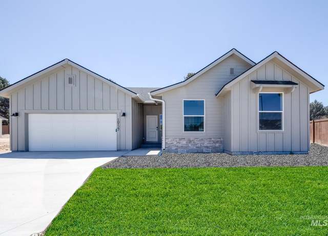 Property at 10127 W La Jolla Ct, Boise, ID 83709, 4 beds, 2 baths