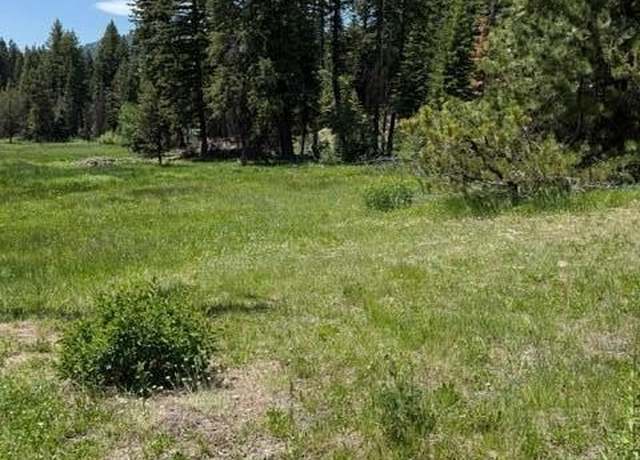 Property at 15 Royal Ln, Donnelly, ID 83615