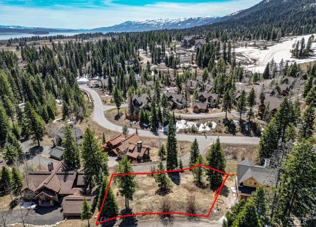 Property at 15 Steelhead Ct, Donnelly, ID 83615