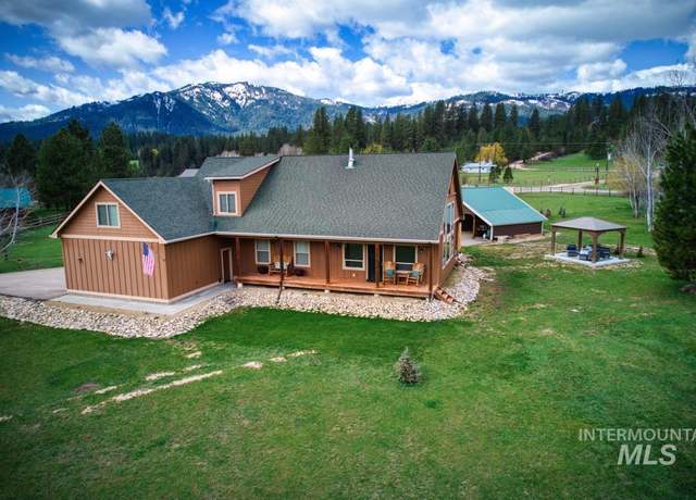 Property at 3 Boone Rd, Garden Valley, ID 83622, 3 beds, 2 baths