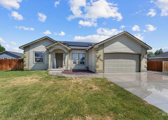 Property at 760 SW Josephine, Mountain Home, ID 83647, 3 beds, 2 baths