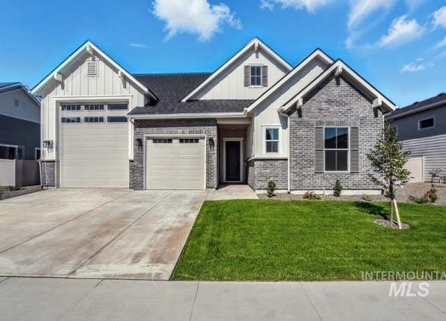 Property at 2221 N Mountain Vista Ave, Star, ID 83669, 3 beds, 2.5 baths
