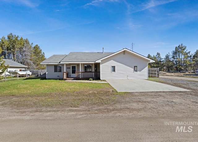 Property at 250 Eld Ln, Donnelly, ID 83615, 4 beds, 2 baths
