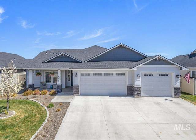 Property at 18272 N Wild Goose Ave, Nampa, ID 83687, 4 beds, 2.5 baths