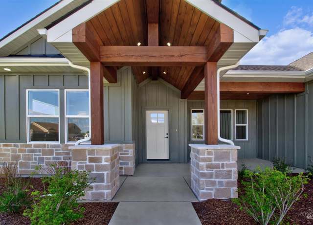 Property at 40 Mountain Vista Cir, Carey, ID 83320, 4 beds, 2 baths