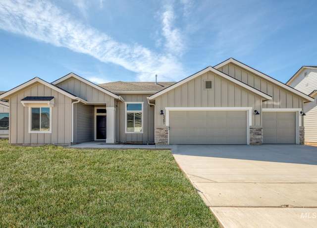Property at 6676 S Warm Lake Ave, Meridian, ID 83642, 4 beds, 2 baths
