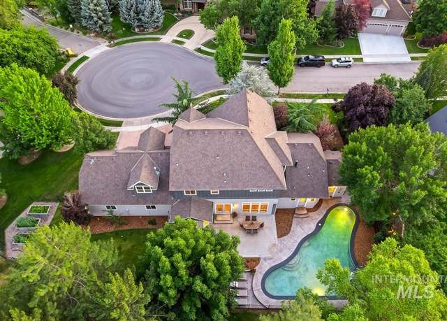 Property at 1512 E Rivers End Ct, Eagle, ID 83616, 5 beds, 4.5 baths