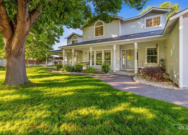 Property at 7504 Lima Dr, Nampa, ID 83687, 4 beds, 3.5 baths