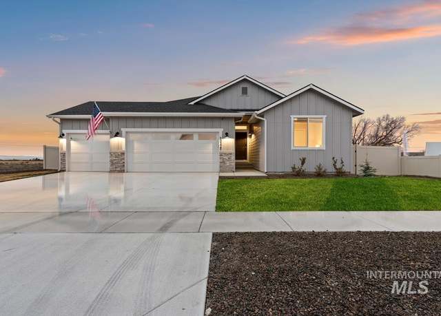 Property at 18328 N Camas Creek Ave, Nampa, ID 83687, 4 beds, 2 baths